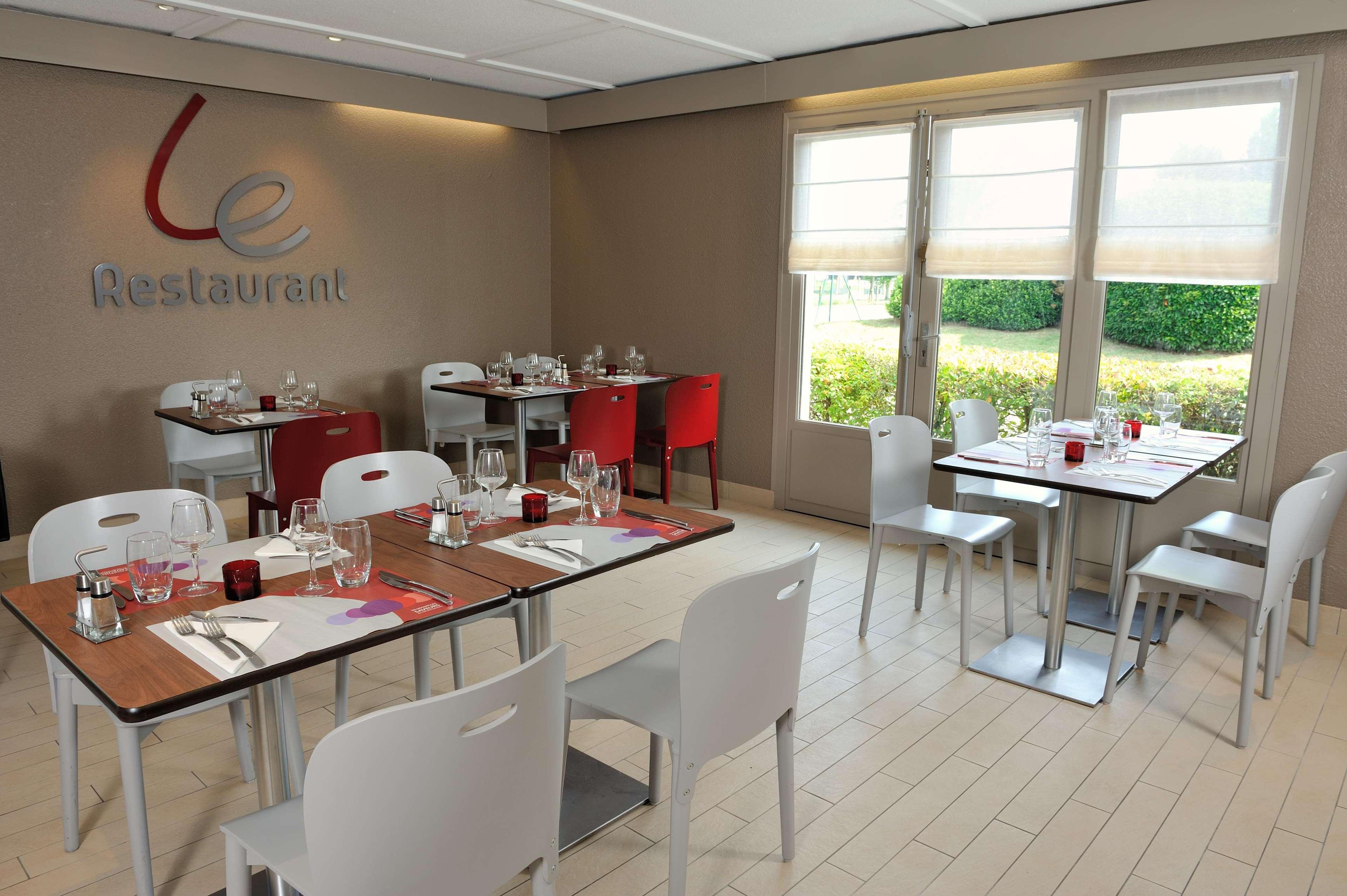 Hotel Campanile Marmande Esterno foto